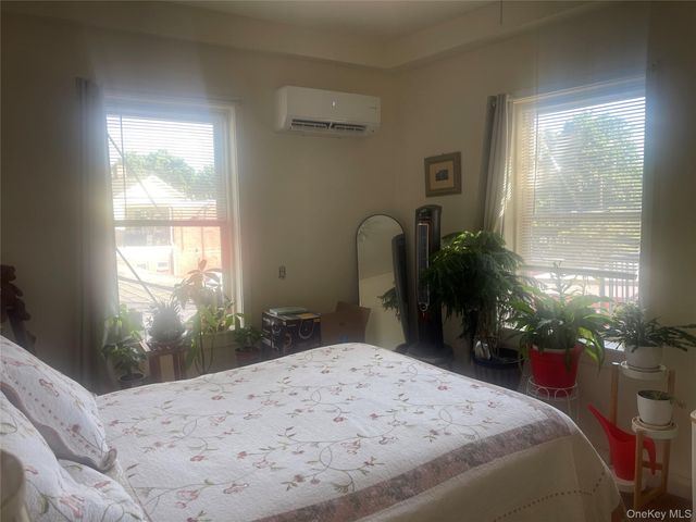 1106 MAIN Street 2, Fishkill, NY 12524