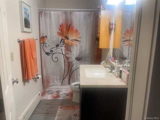 1106 MAIN Street 2, Fishkill, NY 12524