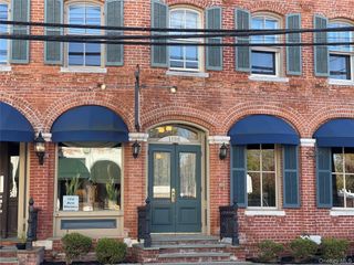 1106 MAIN Street 2, Fishkill, NY 12524