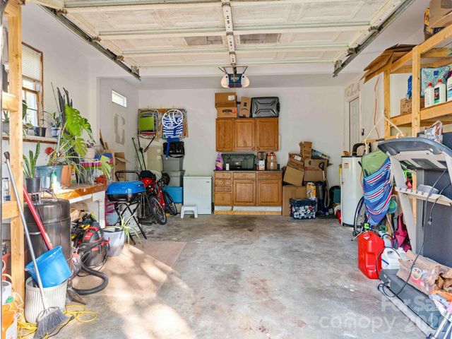 20 E Constance Street, Columbus, NC 28722