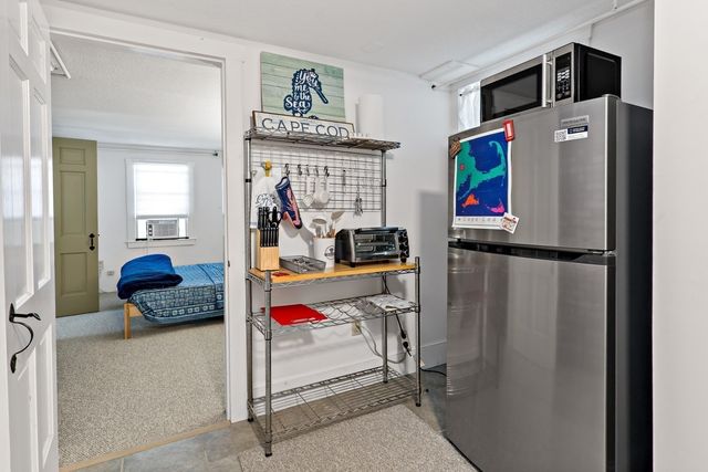 53 Bayberry Lane, Barnstable, MA 02630