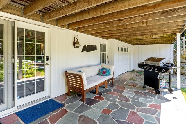 53 Bayberry Lane, Barnstable, MA 02630