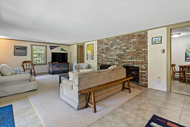 53 Bayberry Lane, Barnstable, MA 02630