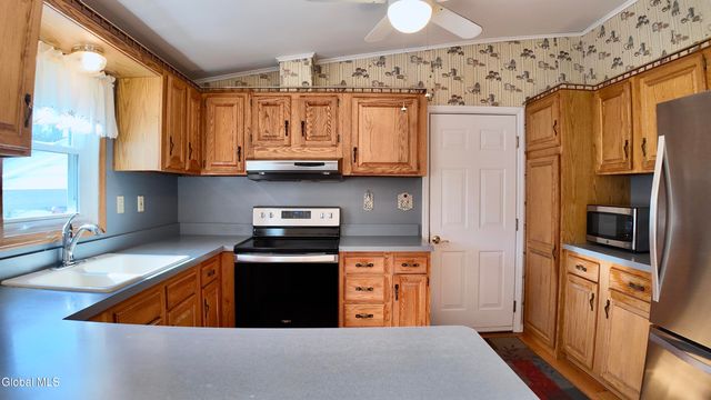 12 Amy Drive, Moreau, NY 12828