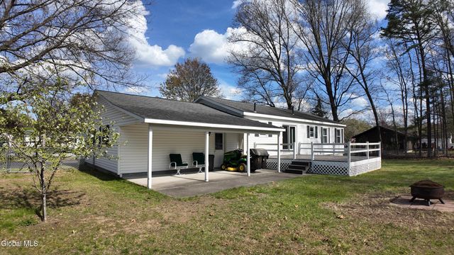 12 Amy Drive, Moreau, NY 12828