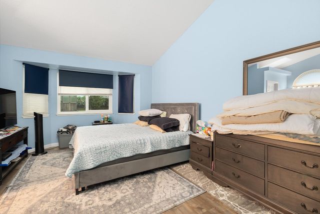 7729 Gyan Way, Sacramento, CA 95828