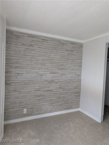 151 Pine Key LN 26, Naples, FL 34114