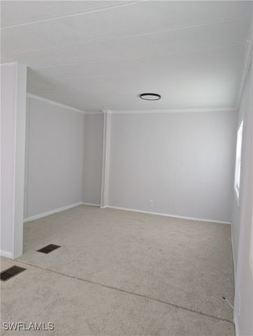 151 Pine Key LN 26, Naples, FL 34114