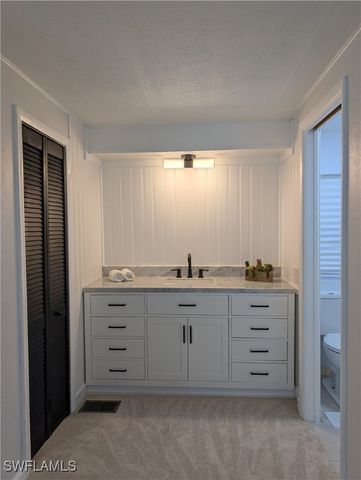 151 Pine Key LN 26, Naples, FL 34114