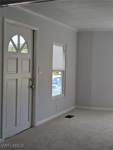 151 Pine Key LN 26, Naples, FL 34114