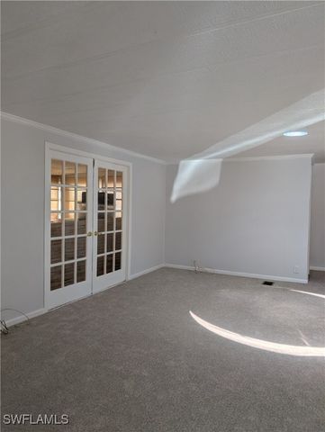 151 Pine Key LN 26, Naples, FL 34114