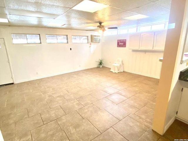 6810 CROWN RDG, San Antonio, TX 78239