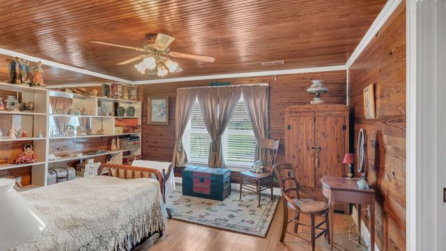 63 Old Huntsville Rd, Fayetteville, TN 37334