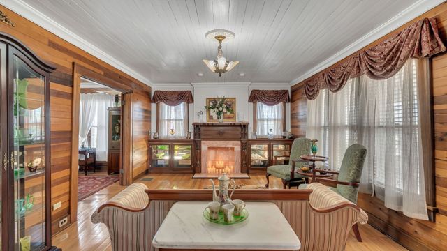 63 Old Huntsville Rd, Fayetteville, TN 37334