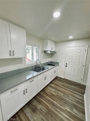 240 54th 1/2, Los Angeles, CA 90037