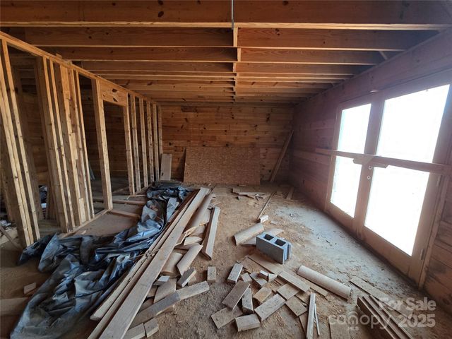 6490 Globe Road, Lenoir, NC 28645