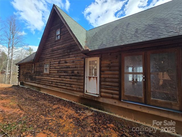 6490 Globe Road, Lenoir, NC 28645