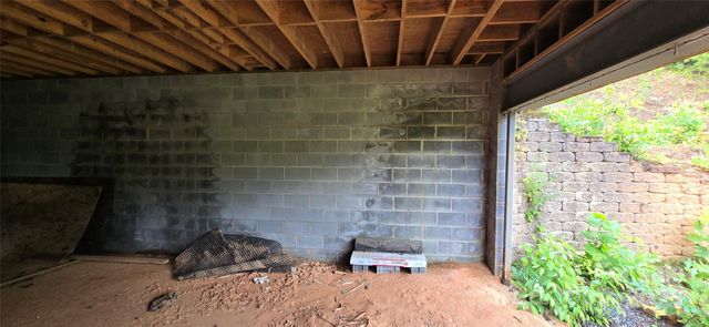 6490 Globe Road, Lenoir, NC 28645