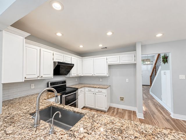 1123 Emily Lane, Carrollton, TX 75010