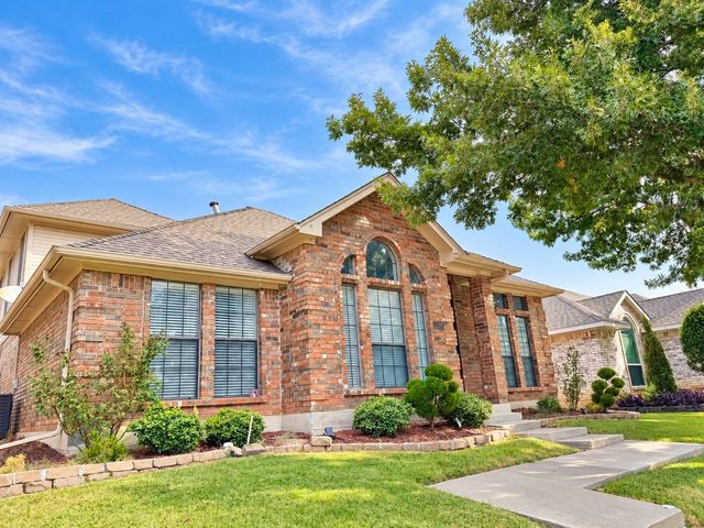 1123 Emily Lane, Carrollton, TX 75010