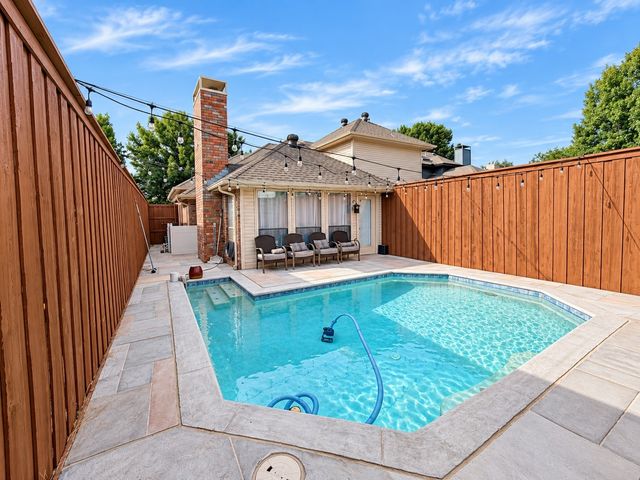 1123 Emily Lane, Carrollton, TX 75010