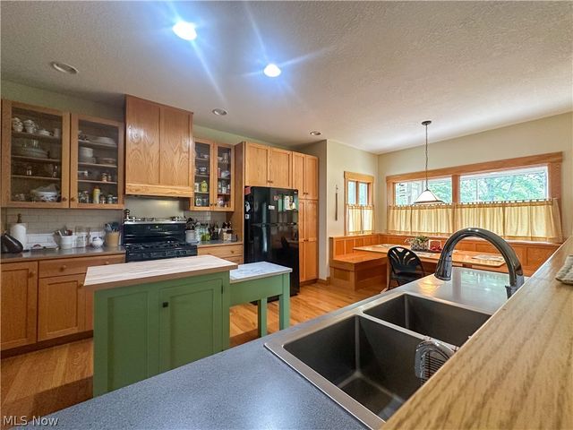 419 Secrist Lane, Girard, OH 44420