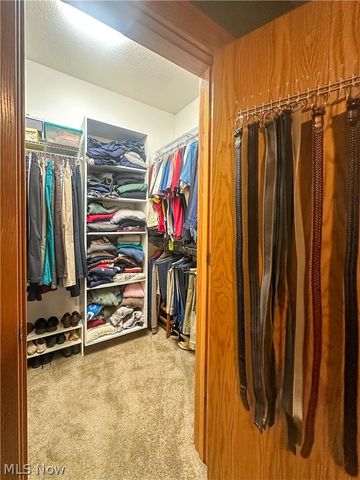419 Secrist Lane, Girard, OH 44420