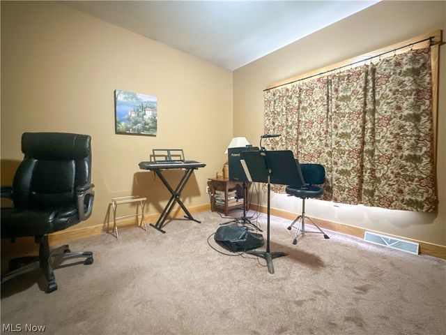 419 Secrist Lane, Girard, OH 44420