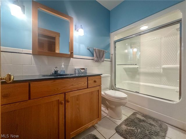419 Secrist Lane, Girard, OH 44420