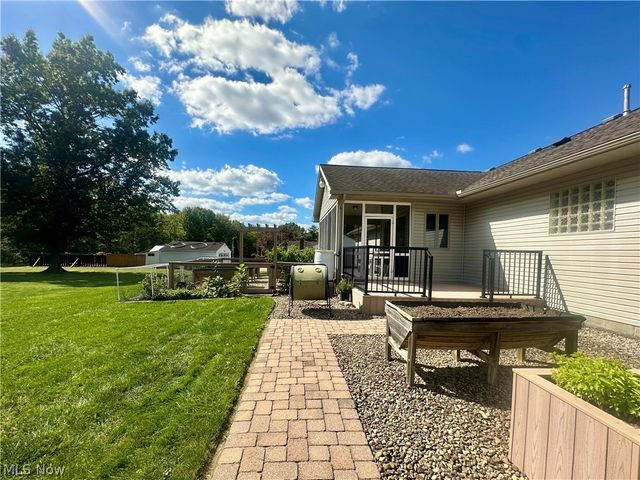 419 Secrist Lane, Girard, OH 44420