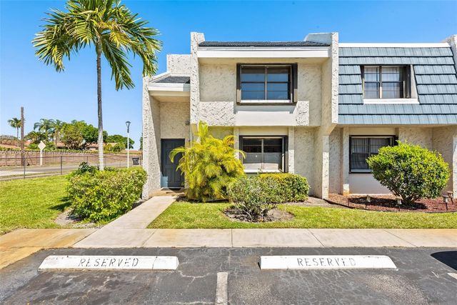 2601 N 40th Ave A-9, Hollywood, FL 33021