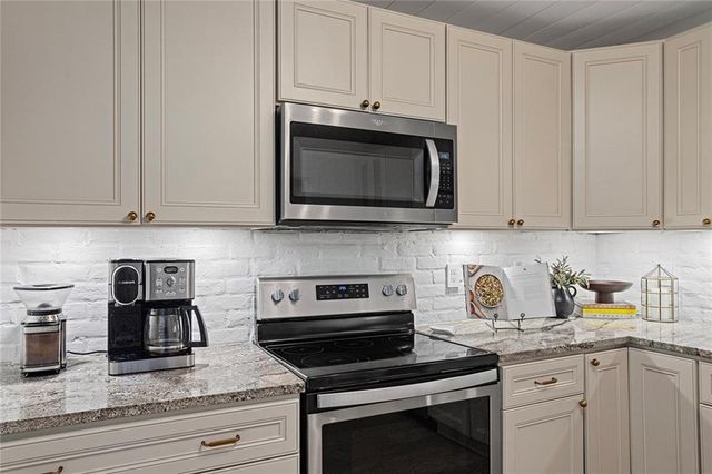 1185 Jamestowne Trail, Alpharetta, GA 30009
