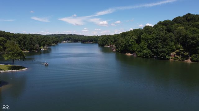 2576 S Glen Cove, Martinsville, IN 46151