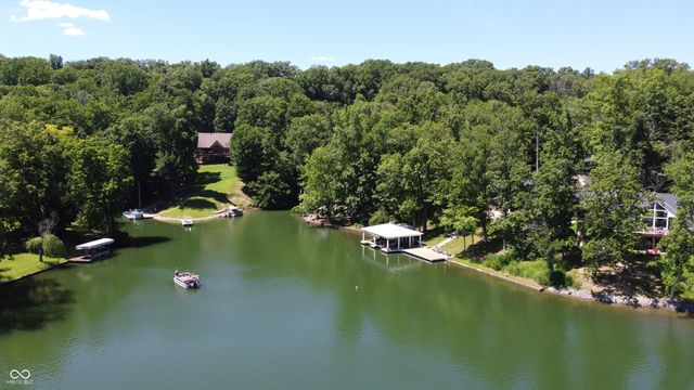 2576 S Glen Cove, Martinsville, IN 46151
