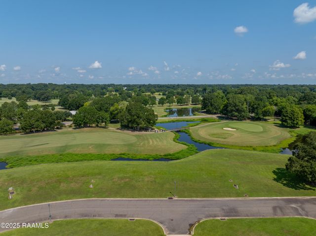 112 Wateredge Circle, Carencro, LA 70520