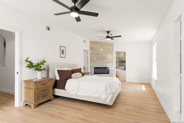 670 Quail Run, Lytle, TX 78052