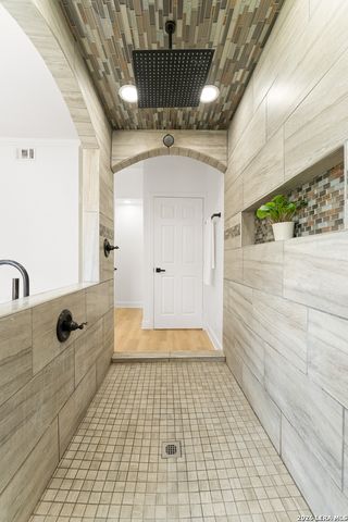 670 Quail Run, Lytle, TX 78052