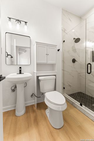 670 Quail Run, Lytle, TX 78052