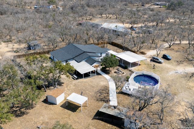 670 Quail Run, Lytle, TX 78052