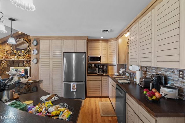 1184 Mimosa Drive, Morristown, TN 37814