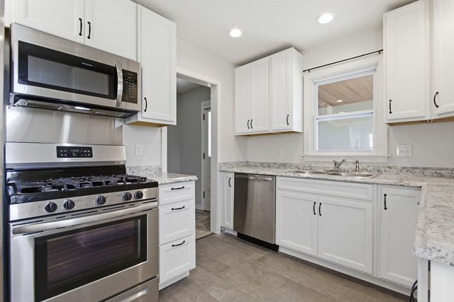 708 DONNELLY AVE, Columbia, MO 65203