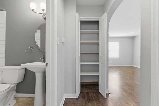 708 DONNELLY AVE, Columbia, MO 65203