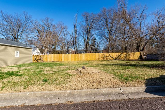 708 DONNELLY AVE, Columbia, MO 65203