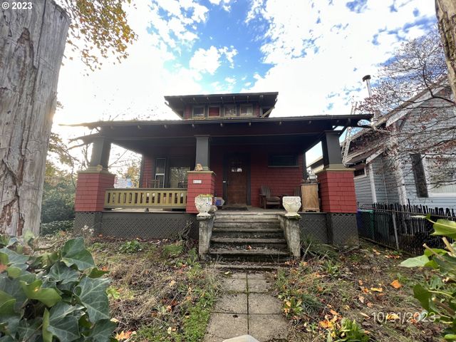 6422 Se CARLTON St, Portland, OR 97206