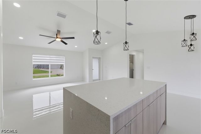 2813 NW 21st AVE, Cape Coral, FL 33993