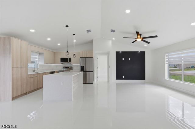 2813 NW 21st AVE, Cape Coral, FL 33993