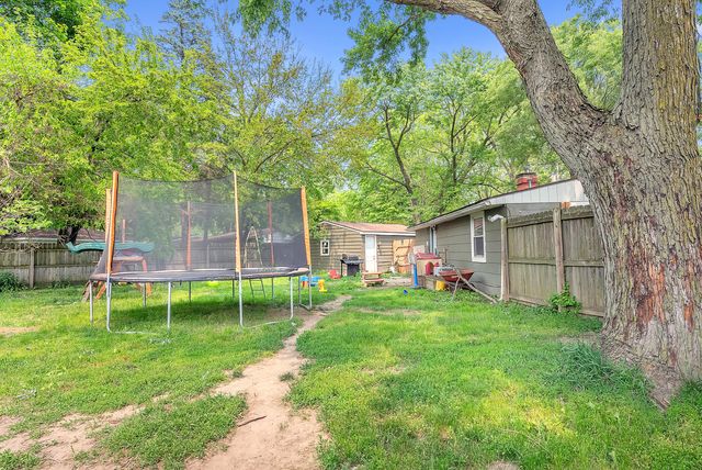 200 Arrowhead Trail, Chesterton, IN 46304
