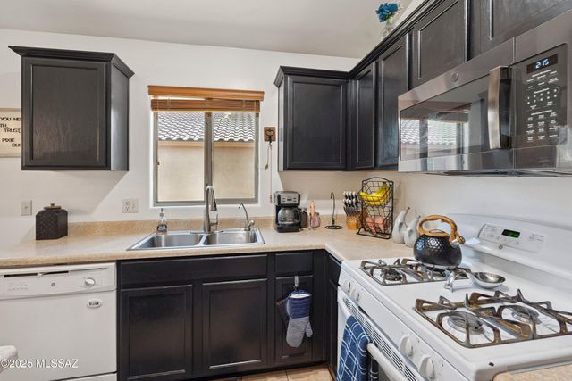 14213 N Maize Farm Avenue, Marana, AZ 85658