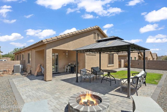 14213 N Maize Farm Avenue, Marana, AZ 85658