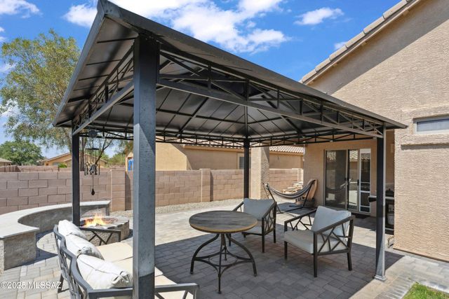 14213 N Maize Farm Avenue, Marana, AZ 85658